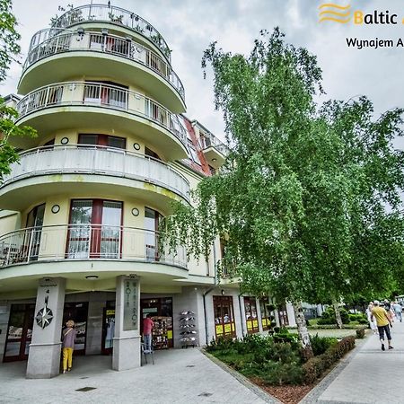 Baltic Apartments - Roza Wiatrow シフィノウイシチェ エクステリア 写真