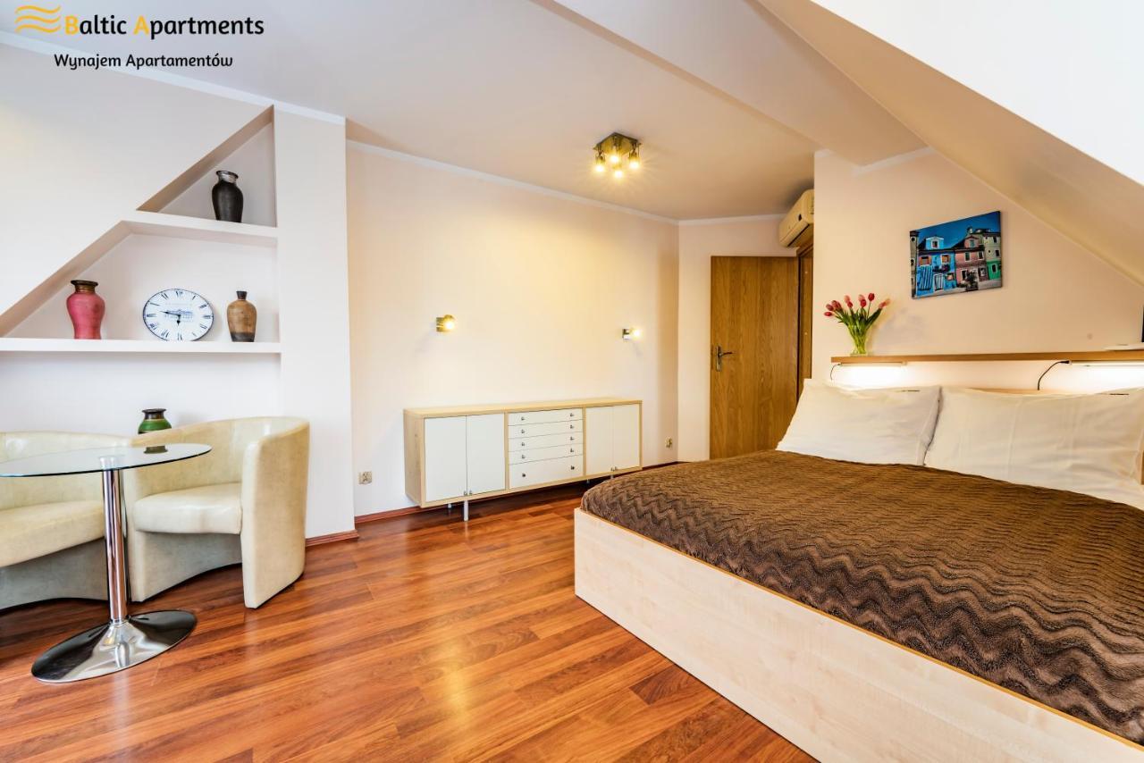 Baltic Apartments - Roza Wiatrow シフィノウイシチェ エクステリア 写真