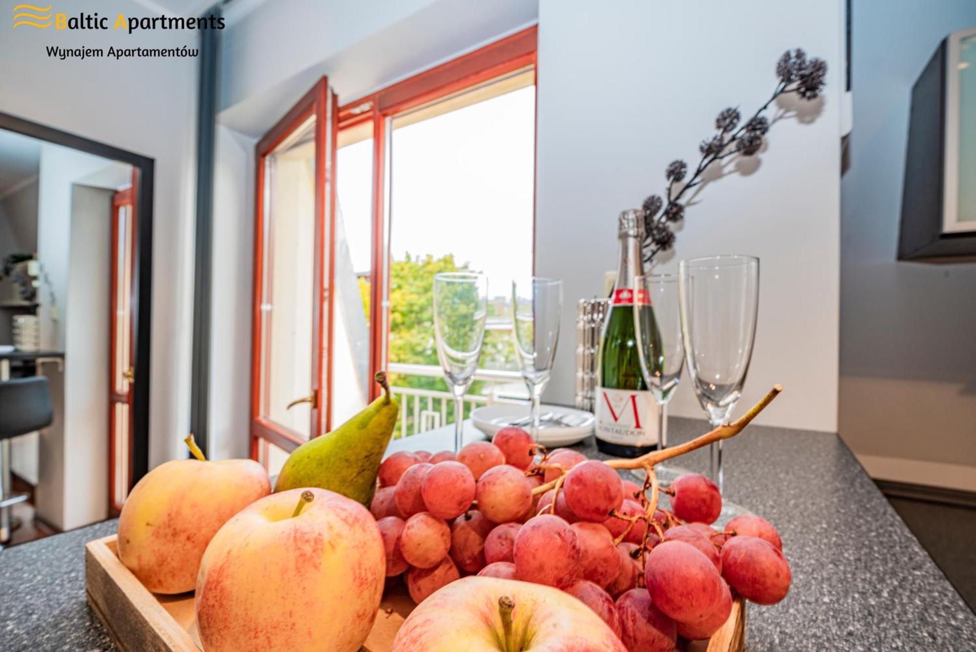 Baltic Apartments - Roza Wiatrow シフィノウイシチェ エクステリア 写真